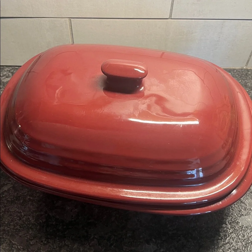 Pampered Chef new without box Deep Covered Baker. Stone
